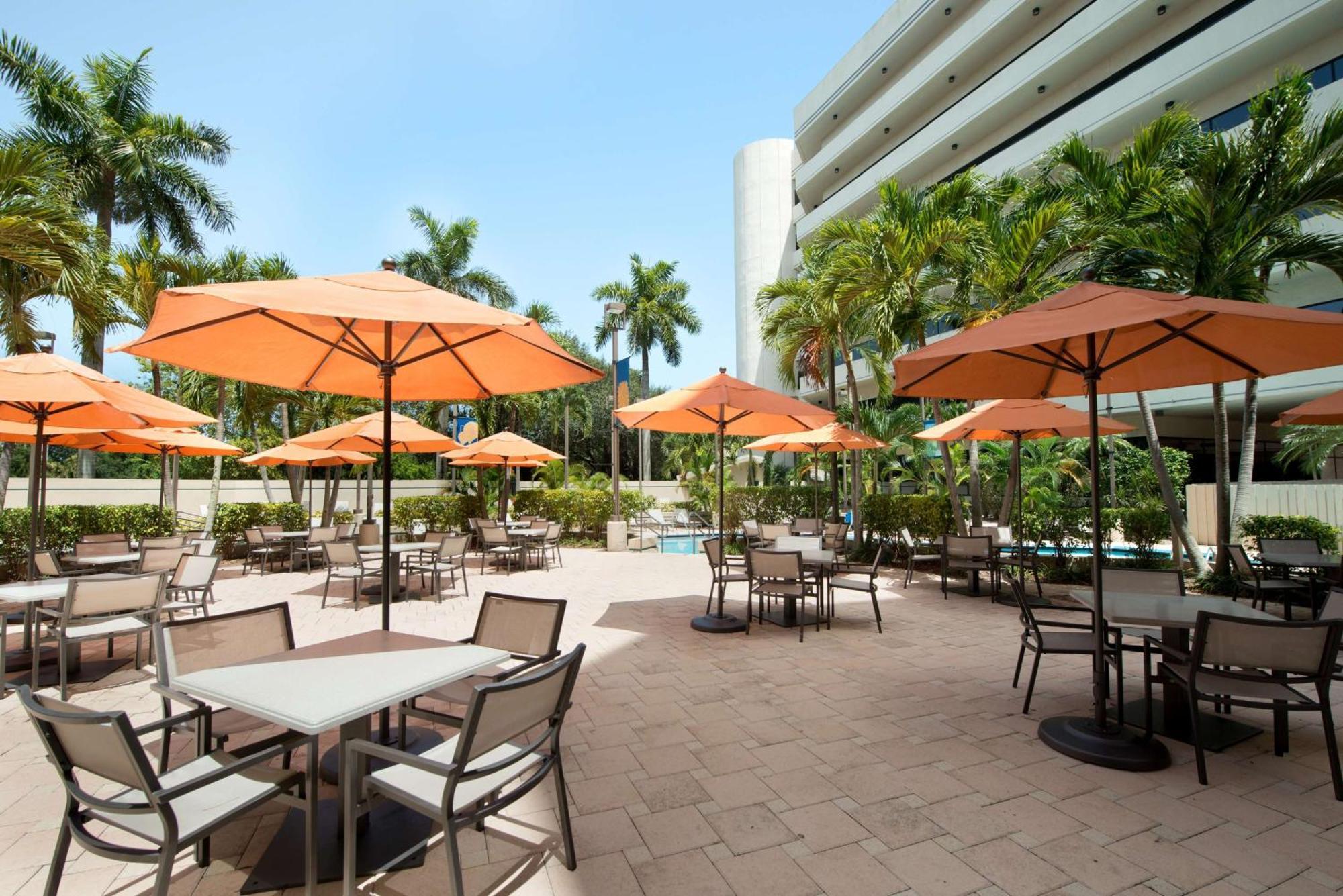Embassy Suites Boca Raton Exteriör bild